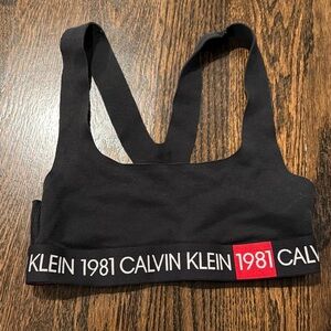 Calvin Klein racer back bralette small